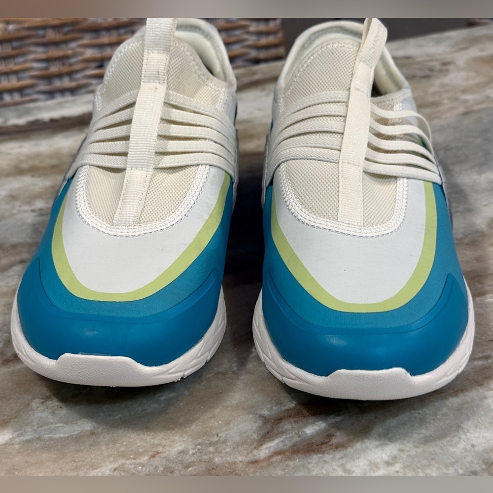 Women’s VIONIC Vayda slip on sneakers- Size 7 - Picture 4 of 9